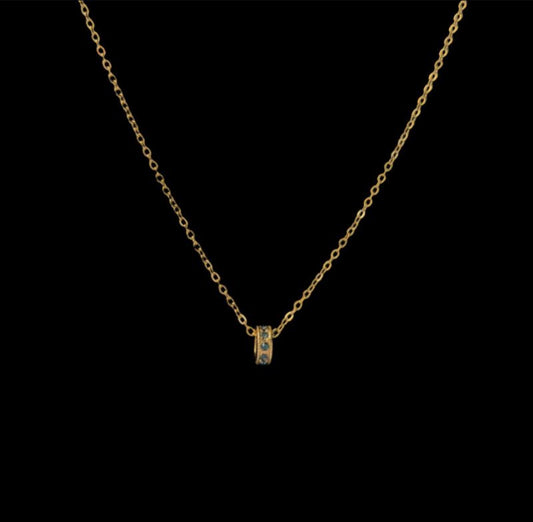 CADENA CON UN TALISMAN